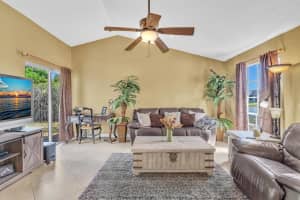 8727 Spring Valley Dr, Boynton Beach, FL 33472 Sold 07/17/25