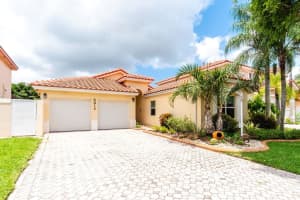5312 NW 106th Ct, Doral, FL 33178 Sold 05/09/25