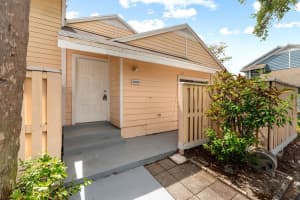 2084 Champions Way 2084, North Lauderdale, FL 33068 Sold 12/05/25