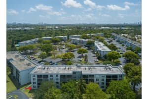 113 Royal Park 1H, Oakland Park, FL 33309 - MLS#F10500248