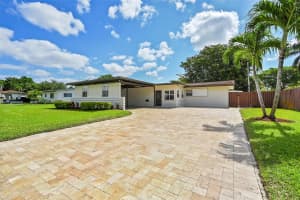 612 Orchid Dr, Plantation, FL 33317 Sold 06/12/25