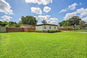 612 Orchid Dr, Plantation, FL 33317 Sold 06/12/25