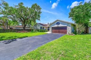 4414 NW 113th Ln, Coral Springs, FL 33065 Sold 07/25/25