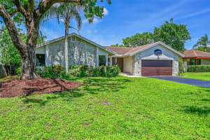 4414 NW 113th Ln, Coral Springs, FL 33065 Sold 07/25/25