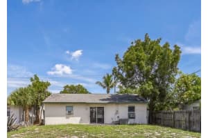 1229 18th Ave N, Lake Worth Beach, FL 33460 - MLS#F10500314