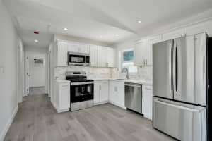 421 SW 22nd Ave, Fort Lauderdale, FL 33312 Sold 06/10/25