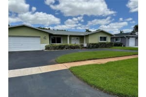 521 NW 98th Ave, Pembroke Pines, FL 33024 Sold 06/25/25