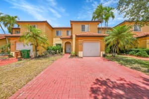 14141 N Forest Oak Cir, Davie, FL 33325 Sold 07/01/25