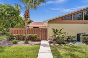 4343 Woodstock Dr B, West Palm Beach, FL 33409 Sold 06/27/25