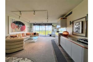 625 Oaks Dr 901, Pompano Beach, FL 33069 Sold 10/15/25