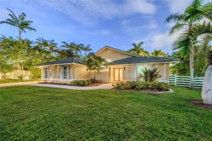 14551 SW 17th Ct, Davie, FL 33325 Sold 08/01/25