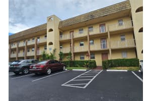 8225 Sunrise Lakes Boulevard, Sunrise, FL 33322 - MLS#F10500449