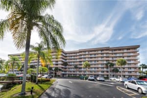 250 Jacaranda Dr 209, Plantation, FL 33324 - MLS#F10500452