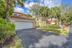 10640 NW 10th St, Plantation, FL 33322 Sold 06/10/25