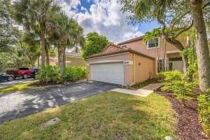 10640 NW 10th St, Plantation, FL 33322 Sold 06/10/25