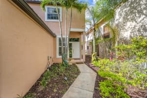 10640 NW 10th St, Plantation, FL 33322 Sold 06/10/25