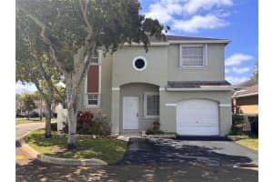 12060 Nw 13th St, Pembroke Pines