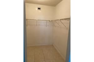 3900 NW 76th Ave, Sunrise, FL 33351 - MLS#F10500525