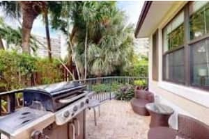 2727 NE 14 St, Pompano Beach, FL 33062 - MLS#F10500633