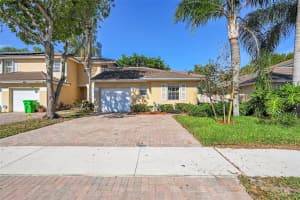 5361 NW 90th Ave, Sunrise, FL 33351 - MLS#F10500658