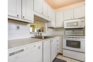 3400 NW 48th Ave 611, Lauderdale Lakes, FL 33319 - MLS#F10500685