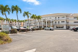 1461 S Ocean Blvd 110, Lauderdale By The Sea, FL 33062 Sold 06/27/25