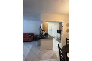 2220 NE 68th St 1031, Fort Lauderdale, FL 33308 - MLS#F10500847