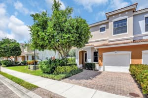 144 Gramercy Square Dr 144, Delray Beach, FL 33484 Sold 06/24/25