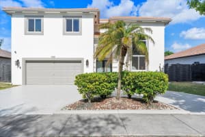 16671 NW 89th Pl, Hialeah, FL 33018 Sold 07/14/25