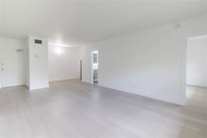 2424 SE 17th St 305B, Fort Lauderdale, FL 33316 - MLS#F10500930