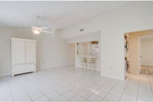 811 SE 4th Ave 205C, Dania Beach, FL 33004 Sold 07/11/25