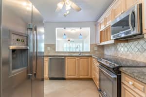 2318 S Cypress Bend Dr 122, Pompano Beach, FL 33069 Sold 07/09/25