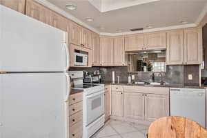 4054 Hythe C 4054, Boca Raton, FL 33434 - MLS#F10500955
