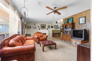 1321 NE 47th St, Oakland Park, FL 33334 Sold 05/27/25