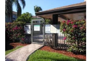 210 SW 97th Terrace 210, Pembroke Pines, FL 33025 - MLS#F10501032