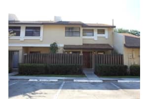 210 SW 97th Terrace 210, Pembroke Pines, FL 33025 - MLS#F10501032