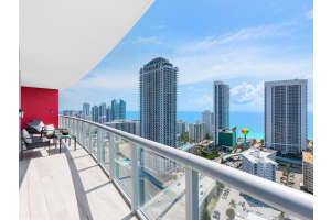 2600 E Hallandale Beach Blvd T3001, Hallandale Beach, FL 33009 - MLS#F10501045