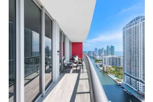 2600 E Hallandale Beach Blvd T3001, Hallandale Beach, FL 33009 - MLS#F10501045