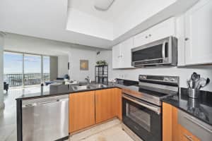 1750 N Bayshore Dr 4315-a, Miami