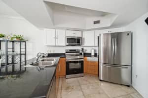 1750 N Bayshore Dr 4315, Miami, FL 33132 - MLS#F10501049