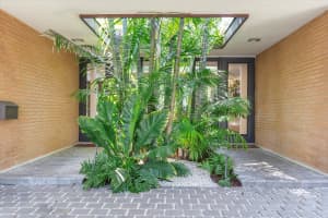 1726 NE 35th St, Oakland Park, FL 33334 Sold 06/10/25