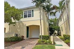 716 SW 2nd Ave 716, Pompano Beach, FL 33060 Sold 08/06/25