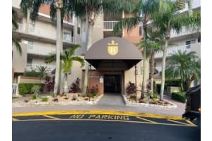 7442 Granville Dr 7442, Tamarac