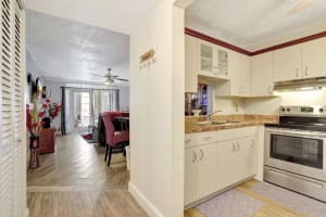 2801 Somerset Dr 112, Lauderdale Lakes, FL 33311 Sold 07/07/25