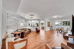 7647 Southampton Ter 209, Tamarac, FL 33321 Sold 06/23/25