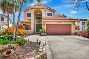 10310 Santiago St, Hollywood, FL 33026 Sold 07/02/25