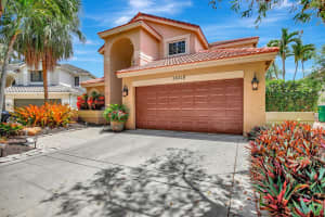 10310 Santiago St, Hollywood, FL 33026 Sold 07/02/25