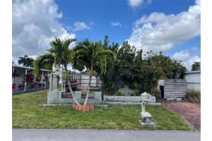 1851 SW 83rd Ter, Davie, FL 33324 Sold 05/30/25