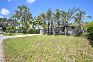 1434 NE 16th Ave, Fort Lauderdale, FL 33304 - MLS#F10501277