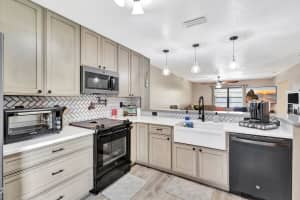 80 Westecunk Dr 80, Royal Palm Beach, FL 33411 Sold 07/02/25